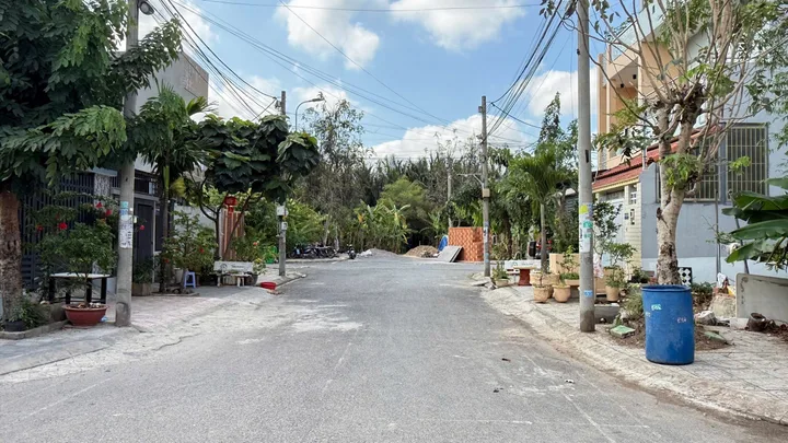 Bán lô đất đường Nguyễn Duy Trinh, gần  cầu ông nhiêu