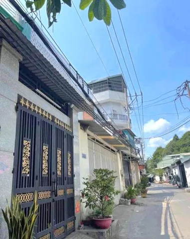 BÁN NHÀ SÁT HUƠ.G LỘ 2 - COOPMAR.T - ĐƯỜNG XE TẢI - ( 4X19M )
