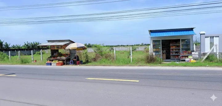 Đất thổ cư mặt tiền đường tỉnh lộ 7, sổ hồng riêng , xây nhà ngay ở Củ Chi TP HCM
