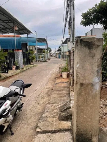 Bán đất 610.7m² có sẵn 265m² thổ cư ngang 22m giá 10.4 tỷ tại Đường B1 Xã Thống Nhất