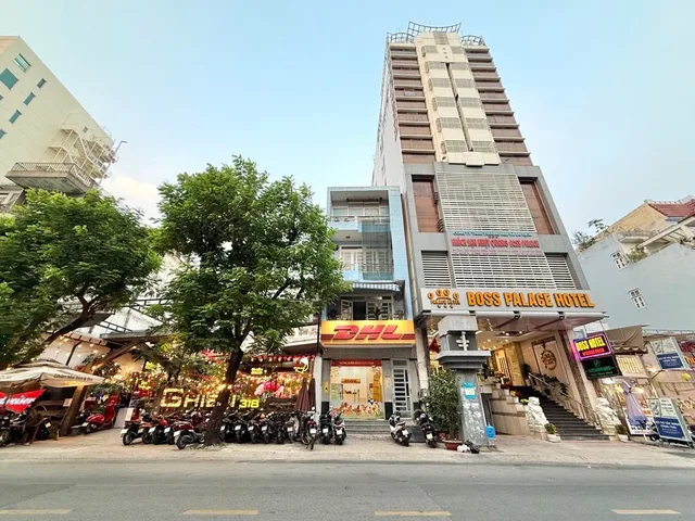 Góc Hai Mặt Tiền, Hẻm ôtô, Nguyễn Thiện Thuật, Đt: 63m² có sẵn 36m² thổ cư ngang 5,7m giá 16.9 tỷ tại Phường Bàn Cờ