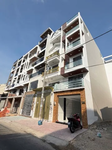 Mặt Tiền Đường Ấp Chiến Lược, DT: 62m² full thổ cư ngang 4m giá 10.8 tỷ tại Phường Bình Hưng Hòa