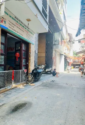 Bán nhà 52m² full thổ cư ngang 4m giá 19.2 tỷ tại Đường Đặng Tiến Đông Phường Đống Đa