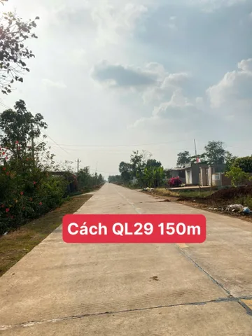 Bán đất 337.8m² có sẵn 60m² thổ cư ngang 10m giá 400 triệu tại Xã Ea Drông