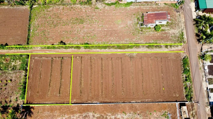 Bán đất 327.6m² có sẵn 84m² thổ cư ngang 15m giá 1.45 tỷ tại Xã Hòa Phú
