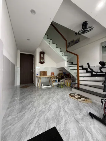 BÁN NHÀ 3,5 TẦNG – FULL NỘI THẤT – TRUNG TÂM THANH KHÊ . Kiệt Trần Cao Vân sát biển