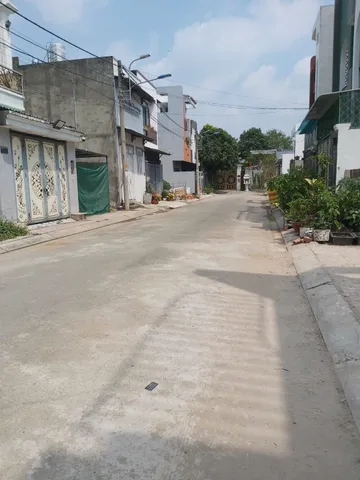 Bán gấp Kdc Đặng Gia Phát - Long Thuận - Quận 9 , kế bên đại học luật sơ sở 3