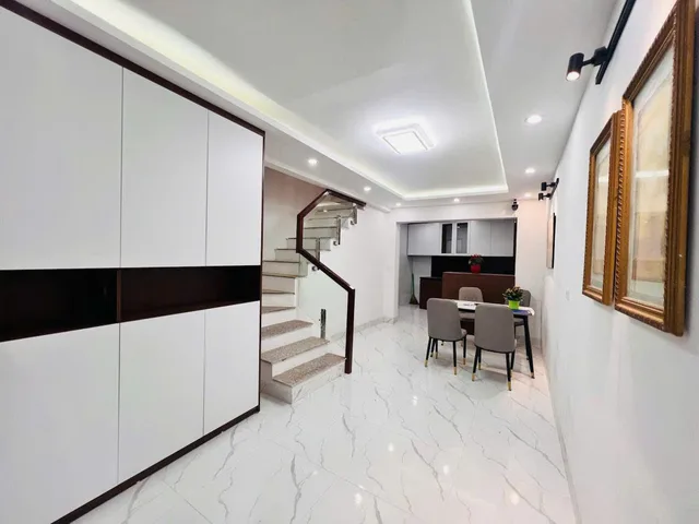 XUÂN ĐỈNH - 39/42m2 - 5 TẦNG - CHỈ 9,3 TỶ - FULL ĐỒ - 4 NGỦ