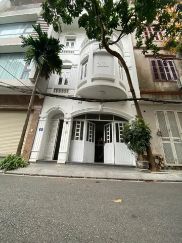 BÁN NHÀ PHÂN LÔ BÁT KHỐI – Ô TÔ CHẠY VÒNG – VỈA HÈ 5M – 77M² – 26.5 TỶ