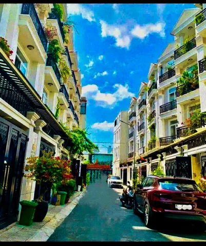 BÁN GẤP NHÀ Ở MỚI XÂY TẠI ĐƯỜNG NGUYỄN TRIỆU LUẬT