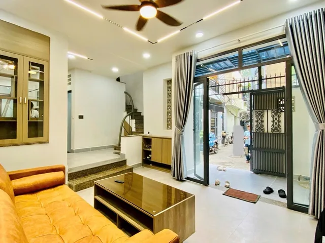 NHÀ HUỲNH TẤN PHÁT 81M2 - NGANG 5M - VÀO Ở LIỀN