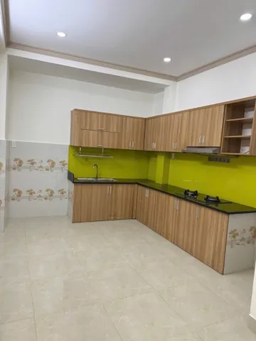 Bán nhà 2 tầng vị trí đẹp, hẻm rộng cuối Phú Nhuận giáp Tân Bình, SD 80m2