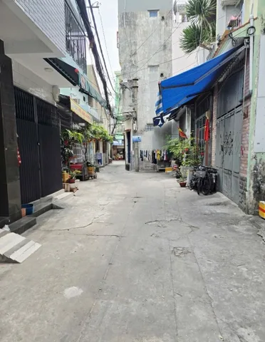 GIÁP QUẬN 10 - NGAY TRẦN VĂN QUANG TÂN BÌNH - HẺM XE HƠI ĐỖ CỬA - VÀI BƯỚC RA MẶT TIỀN - 3 TẦNG BTCT - 48M2 - CÓ 4PN - KINH DOANH HẺM TRƯỚC NHÀ 5M - GIÁ CHỈ 6.X TỶ TL
