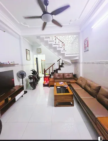 SIÊU PHẨM LÔ GÓC TÂN BÌNH - 35M2 - 3TẦNG HẺM NHỰA 6M THÔNG - NHÀ ĐẸP Ở NGAY