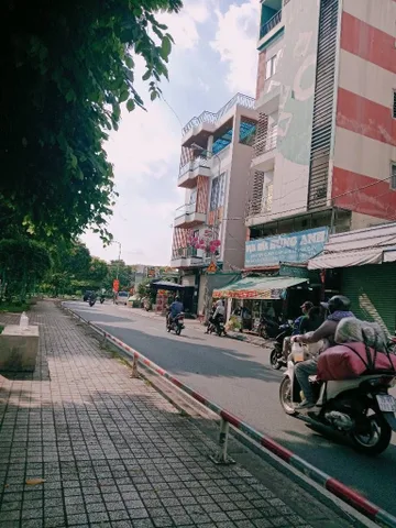 Bán nhà 5 Tầng Mặt Tiền Đường Kênh Nước Đen, DT: 72m² có sẵn 53,3m² thổ cư ngang 4m giá 9.5 tỷ tại Phường Bình Hưng Hòa
