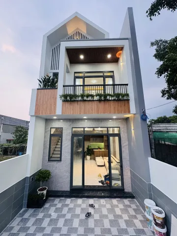 CHỦ GỬI NHANH NHÀ PHỐ BÌNH DƯƠNG 120M2 CHỈ 2T200TR