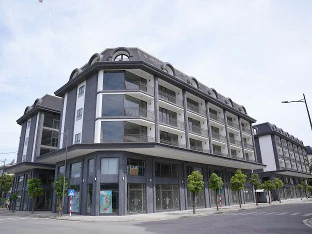 SHOPHOUSE MẶT TIỀN VÕ NGUYÊN GIÁP – NGAY AEON MALL HUẾ