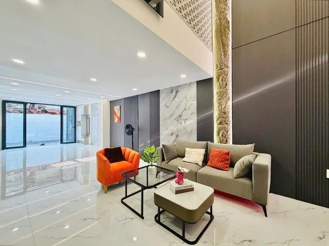 Nhà đẹp Q7!  76m2 / DT chuẩn 4mx19m -  sát Phú Mỹ Hưng