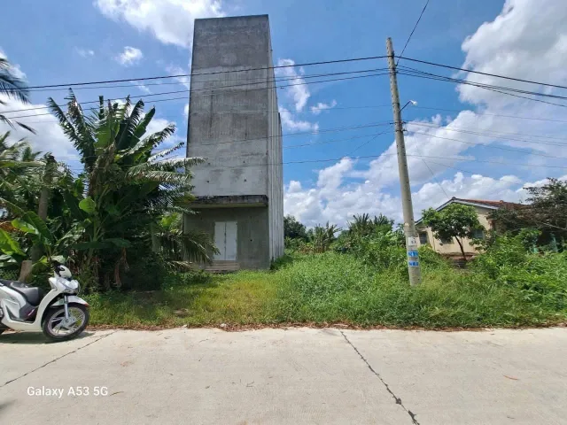 Đất FULL THỔ + nhà Yến hơn 1000m2 (22x47), thu nhập 15tr/th, ấp 8 Nhựt Chánh, Bến Lức, giá rẻ 4 tỷ