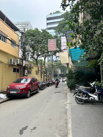 Bán nhà 105m² full thổ cư ngang 5m giá 62 tỷ tại Đường Thái Hà Phường Đống Đa