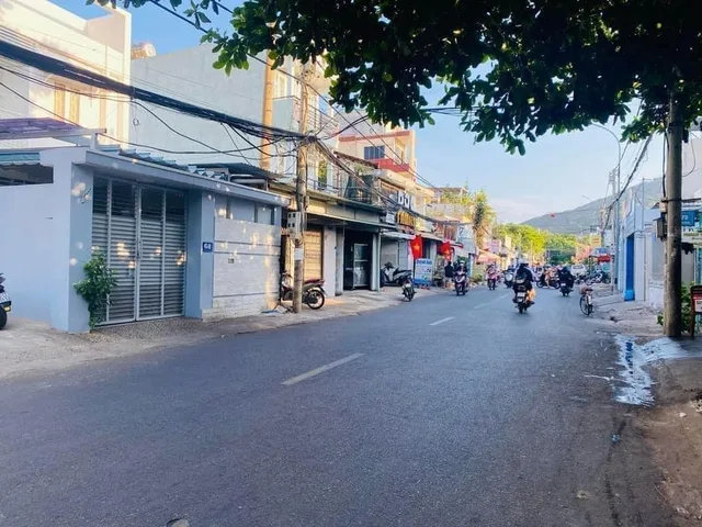 BÁN LÔ ĐẤT CỰC ĐẸP MẶT TIỀN ĐƯỜNG NGUYỄN BỈNH KHIÊM