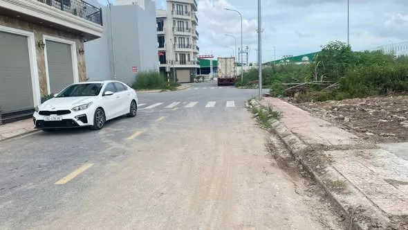 Lô đất sau chợ Hoa Quả, khu TĐC Kiến Thiết, Sở Dầu, Hồng Bàng, Hải Phòng
