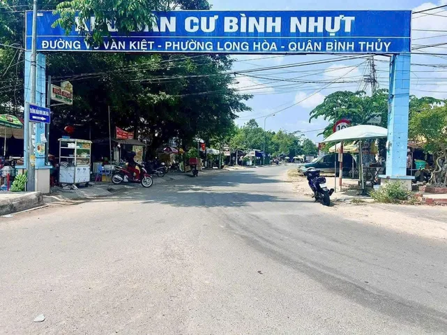 💚💚💚💚BÁN NỀN HÀNG HIẾM kế siêu thị Aeon sắp mở