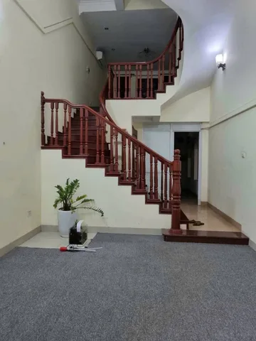 Cho Thuê Nhà 50M² 5 Tầng 6 Ngủ - Nội Thất CB - Phố Hoàng Ngân - Cầu Giấy/ Gần Ô Tô/ Giá Thuê 17tr