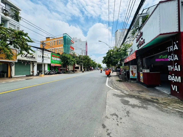 99 - BÁN NHANH LÔ ĐẤT MẶT TIỀN HẺM - ĐƯỜNG ĐẶNG VĂN BI - NGAY GA METRO - KHU VIP BÌNH THỌ