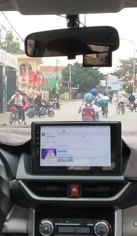 Bán đất hai mặt tiền nở hậu gần trường học.