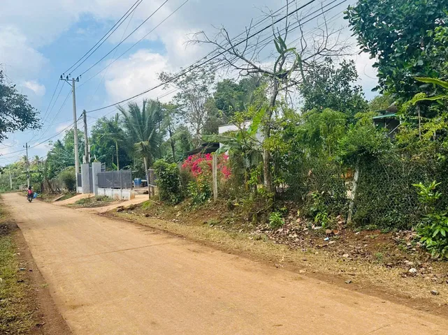 Bán đất 283.8m² có sẵn 60m² thổ cư ngang 10m giá 800 triệu tại Xã Cuôr Đăng