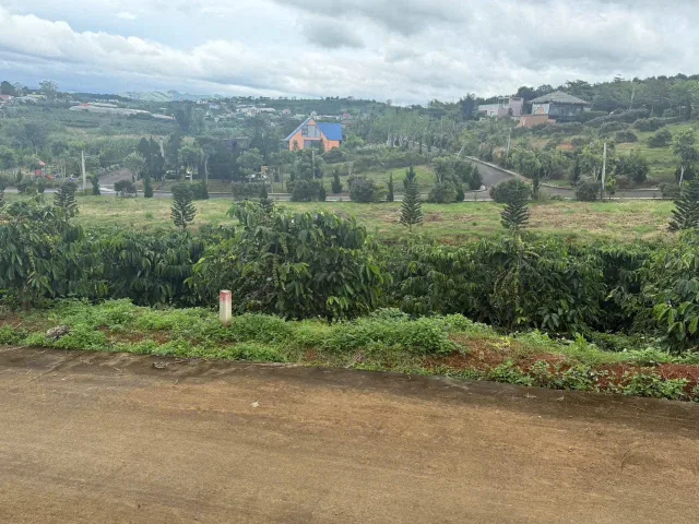 Bán đất view Lâm Viên Villas tiện xây Homestay