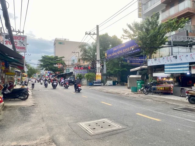 NHÀ HUỲNH TẤN PHÁT - CHÍNH CHỦ 1 ĐỜI - 10 PN - HẺM THÔNG - DÒNG TIỀN THUÊ