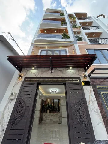 NHÀ ĐẸP 5 TẦNG - MỚI 100% - GẦN HUỲNH TẤN PHÁT