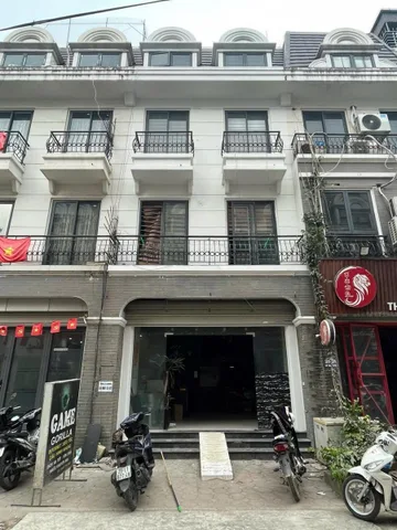 BÁN NHÀ LIỀN KỀ NGÕ 67 ĐƯỜNG PHÙNG KHOANG. 90M2 - 4 TẦNG.