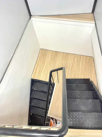 Bán nhà 2 tầng ngay đầu Cao Thắng,Hạ Long
