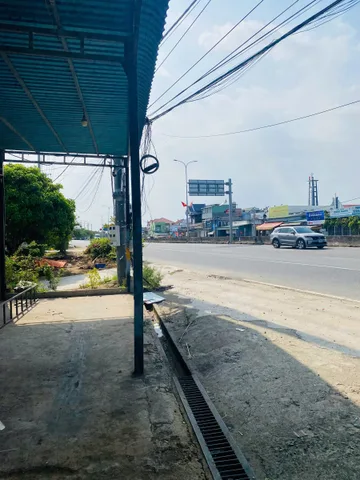 Bán đất +xưởng Mt Quốc Lộ 51
Đối diện chợ Chu Hải. Có 300m thổ