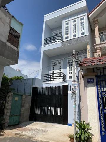 BÁN NHÀ HẺM Ô TÔ TRÁNH NHAU BÌNH GIÃ GIÁ SIÊU TỐT, GIÁ ĐẦU TƯ