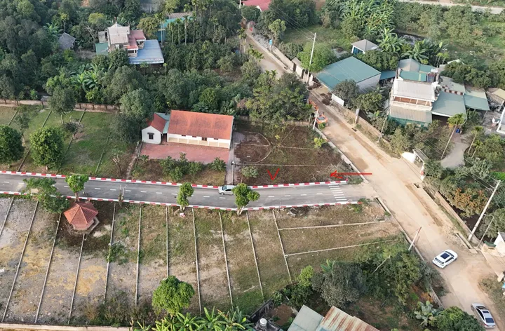 147m - lô góc 2 mặt tiền - mặt đường apphan liên xã - chỉ hơn 2tỷ