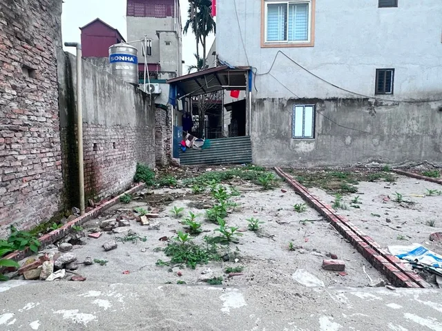 BÁN 40m2 ĐẤT CÁCH TRUNG TÂM HÀNH CHÍNH XÃ NHƯ QUỲNH 1KM - GIÁ 2,X TỶ