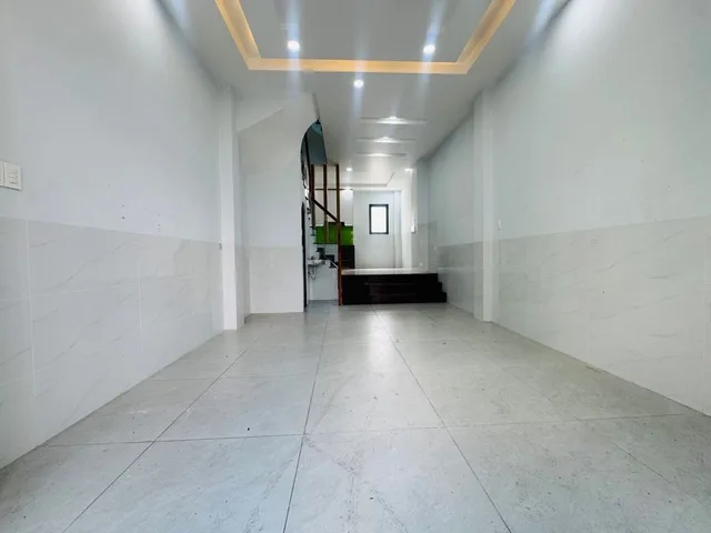 Bán nhà nguyễn văn khối, 3 tầng, sồ hồng riêng xe hơi ngủ nhà