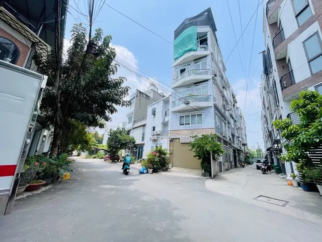 Bán nhà đặng thùy trăm, 5 tầng, sổ hồng riêng