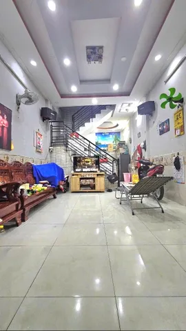 BÁN NHÀ ĐẸP CẠNH TỈN.H LỘ 10 - KH.U TÊ.N LỬ.A- HẺM XE HƠI - ( 4X10M )