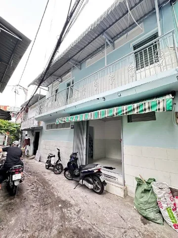 NHÀ MÃ LÒ GẦN TỈNH LỘ 10, KHU TÊN LỬA - HẺM XH THÔNG - 25M2 - 2 TẦNG - CHỈ 1TỶ4 GIÁ CHỦ GẤP BÁN