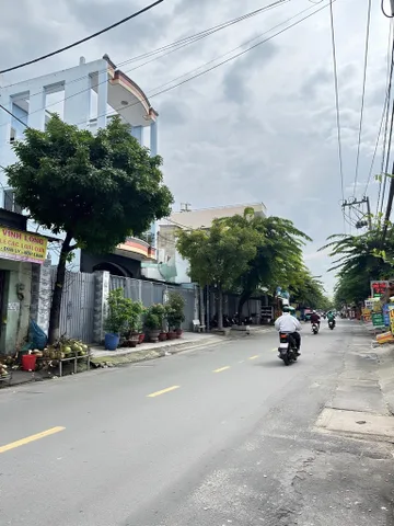 Bán nhà 148.9m² full thổ cư ngang 10m giá 8.48 tỷ tại Phường Bình Trị Đông