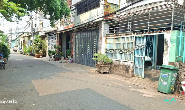 Chỉ nhỉnh 5ty_Sở hữu nhà Hương Lộ 2_Dt (4×17m)_hẻm xe tải