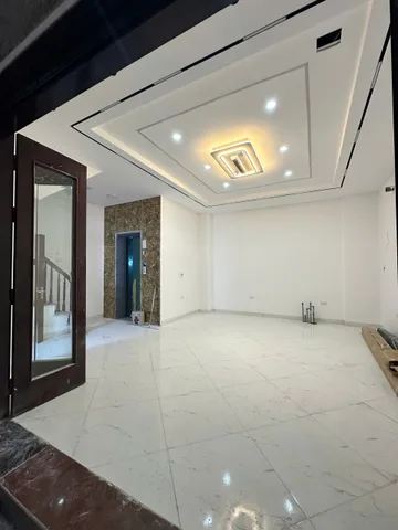 🔥Hiếm! Nhà Xây Mới Tinh, Thái Thịnh, Đống Đa, 20m Ra Ôtô, 6 Tầng Thang Máy, Giá 10.7 Tỷ