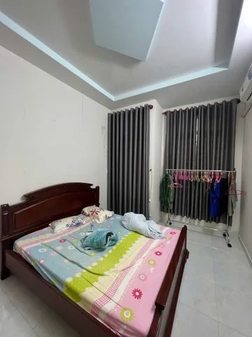 BÁN NHÀ 1 TRỆT 1 LẦU HẺM HOÀNG VIỆT