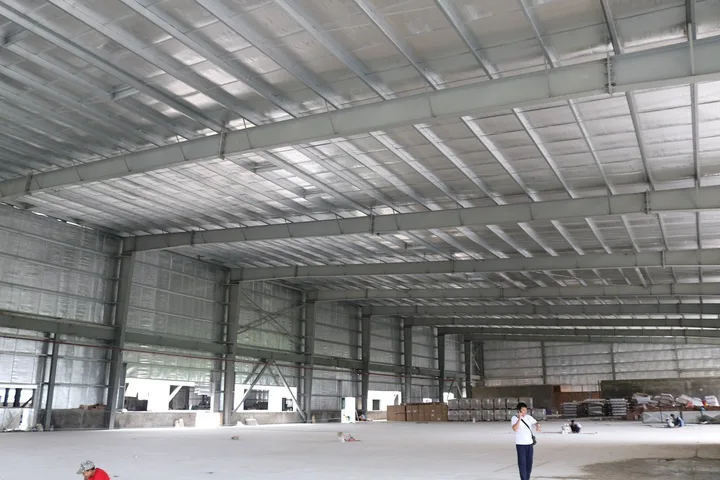 Cho thuê xưởng trong kcn dầu dây 2ha2 giá tốt chỉ 3,6$/m2 còn TL quá rẻ luôn ạ
