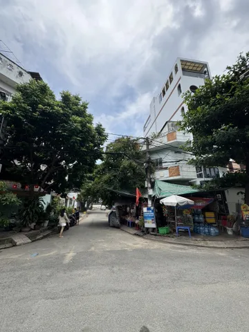 Nhà cũ tiện xây CHDV nhỉnh 8 tỷ hơn 100m2. Giáp PMH